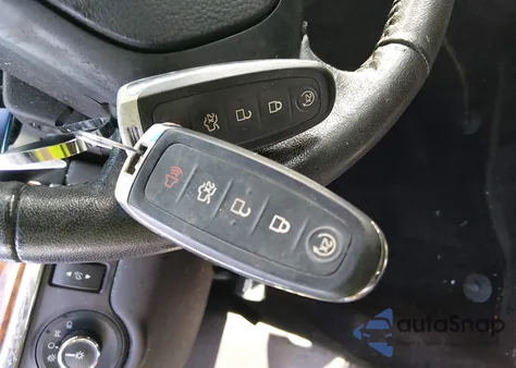 2016 Lincoln Mks z USA, uszkodzony, nr VIN 1LNHL9DK9GG602726